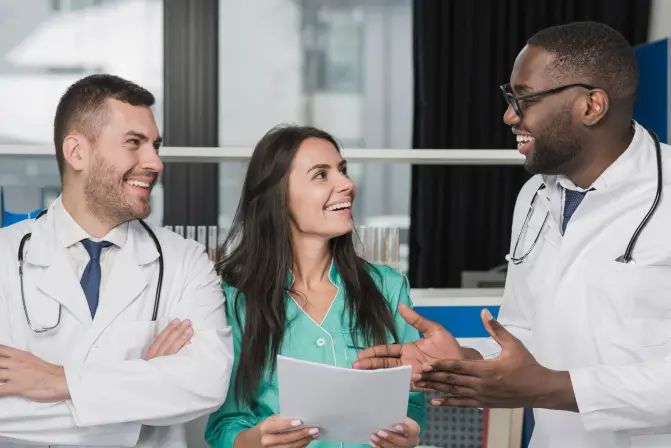 Médicos e Empresas